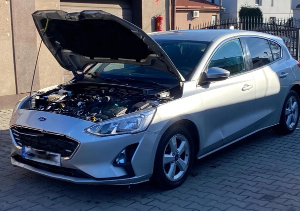 Ford Focus cena 25900 przebieg: 140000, rok produkcji 2018 z Namysłów małe 172